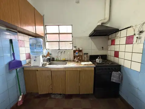 CASA EN VENTA EN CLAYPOLE