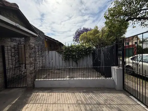 Casa en Venta en Claypole, USD 40.000