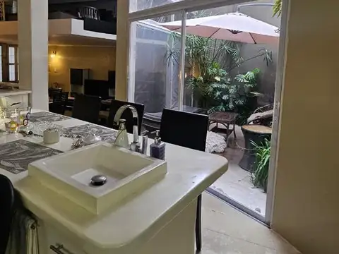 Depto Tipo Casa en Venta con 1 cocheras