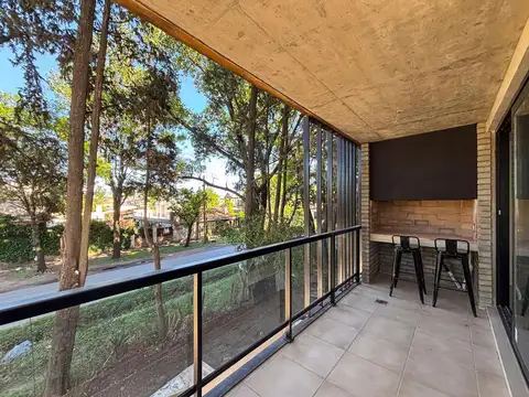 Departamento de 2 dormitorios con cochera y amenities