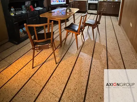 Casa 4 ambientes con 1 baño