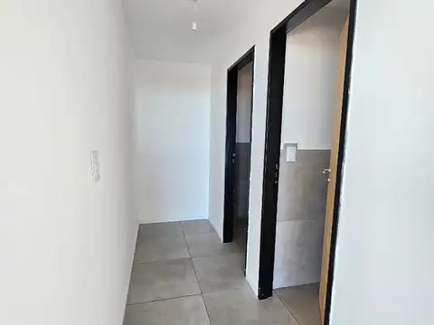 ALQUILER LOCAL 144m2 TERRAZA EXCLUSIVA CON GAS MANANTIALES