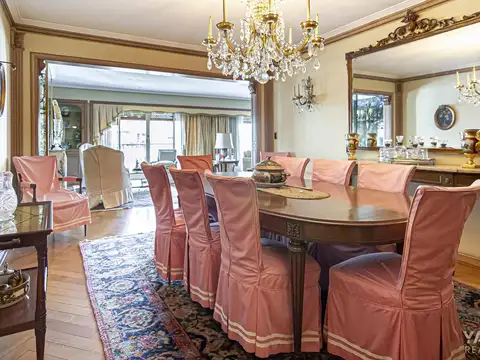 Departamento 8 ambientes con 4 baños