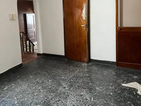 Paraguay e/ La Rioja y Mendoza