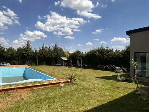 Maipú 2200