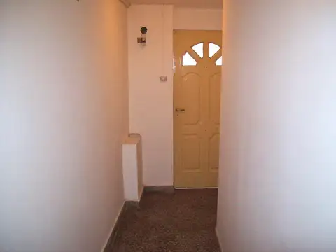 Depto Tipo Casa en Alquiler de 2 ambientes