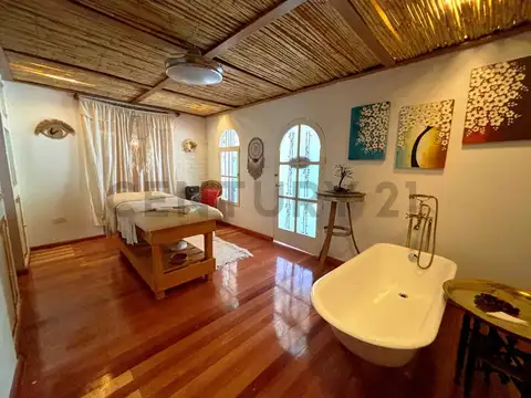 Hotel en Venta en Chacras De Coria, USD 850.000