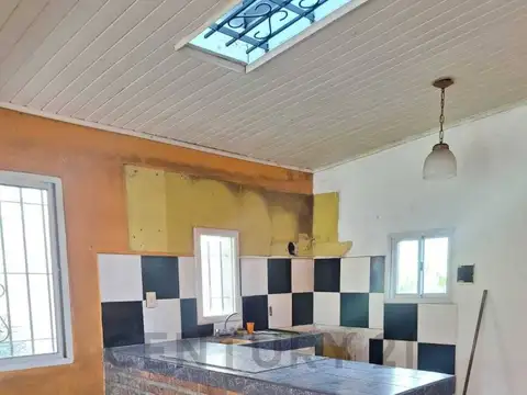 474 entre 7 y 7 bis. Casa de 3 Dormitorios en Venta en City Bell