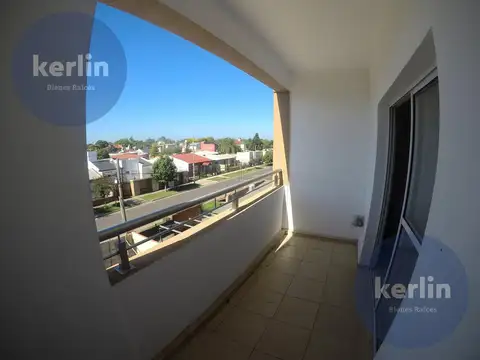 Departamento en Alquiler con 1 cocheras