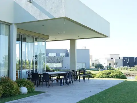 Terreno en Venta en Countries y Barrios Cerrados en San Vicente, USD 28.000