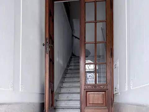 Depto Tipo Casa en Venta de 4 dormitorios