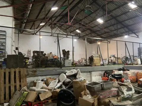 Alquiler Deposito Constitucion Mixtura 3 1000 mts Cub con oficinas