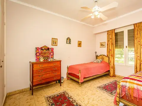 Casa 11 ambientes con 10 baños