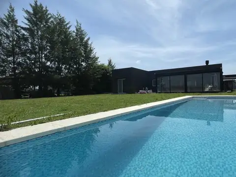 San Sebastian Area 11 100