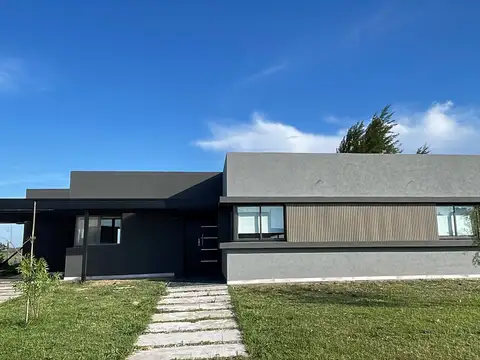 Casa  en Venta en San Sebastian - AREA 11, San Sebastian, Escobar