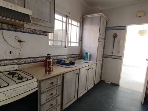 Departamento en Alquiler en Ramos Mejia, $ 900.000