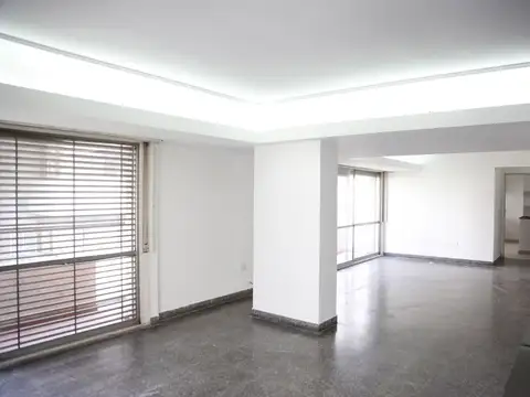 Departamento en Venta de 8 ambientes