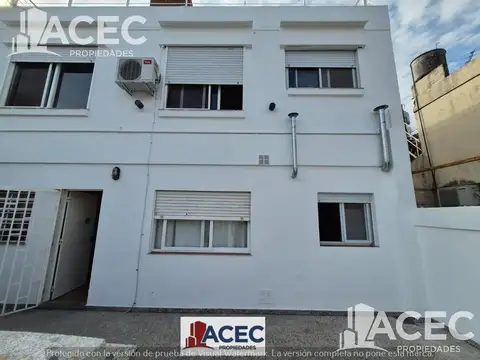 Martin Fierro 600 - Casa al frente - Cochera