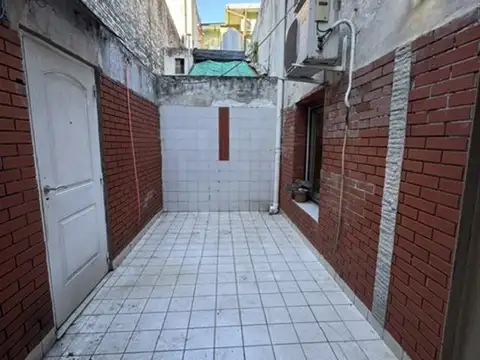 Depto Tipo Casa en Venta de 4 ambientes