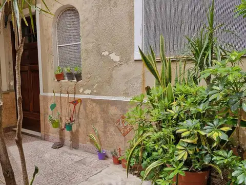 Depto Tipo Casa en Venta de 5 dormitorios