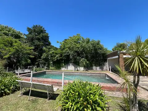 Casa 2 ambientes con 1 baño