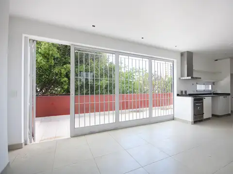 Depto Tipo Casa 3 ambientes con 2 baños