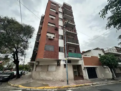 Deprtamento 3 ambientes con balcón