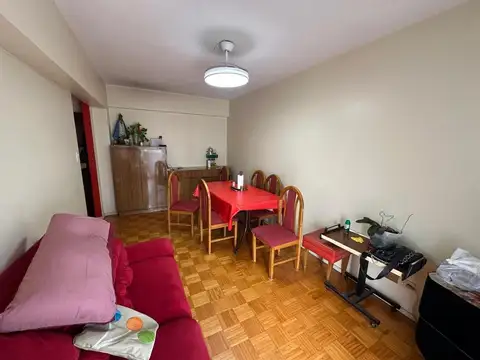 Departamento en Venta en Parque Chacabuco, USD 115.000