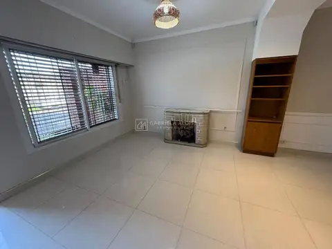 Depto Tipo Casa en Alquiler en El Palomar, $ 1.300.000
