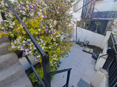 Casa 4 ambientes con 1 baño