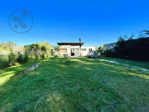 VENTA | APTO CREDITO | CASA 2 AMB CON GRAN JARDIN | ZONA BOSQUE P RAMOS