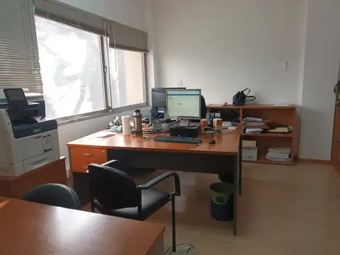 Oficina divisible en Venta San Isidro triple acceso Zona Tribunales