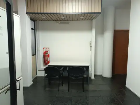 Oficina en Venta 66 años
