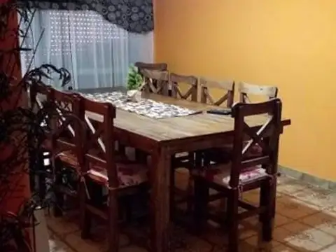 Casa  en Venta ubicado en Quilmes Oeste, Quilmes, G.B.A. Zona Sur - SVN0779_LP584567_1