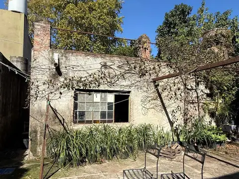 casa en venta en Villa Ballester a refaccionar