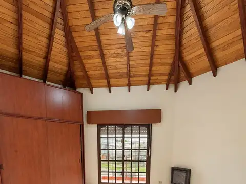 Depto Tipo Casa en Venta con 3 cocheras