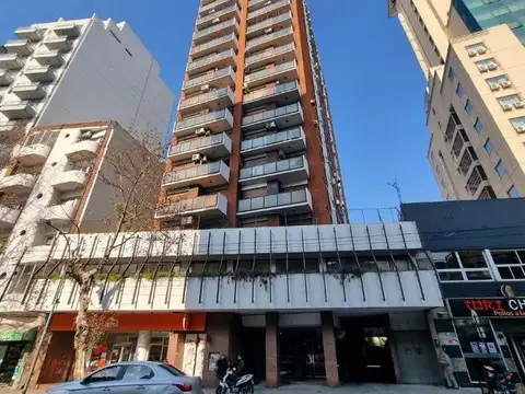 Venta Oficina Comercial - Deposito - Showroom CABA Abasto