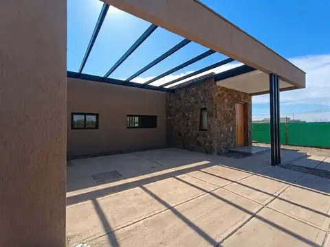 Casa de tres dormitorios apta credito en Barrio Acacias de Terrada