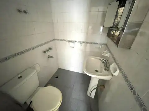 Depto Tipo Casa en Venta de 5 ambientes