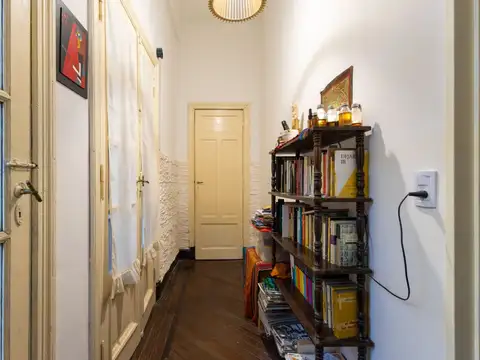 Avenida José María Moreno 1700