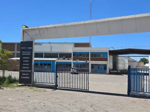 Alquilo predio sobre Ruta 22 - Galpon 2000 m2 - Cipoletti