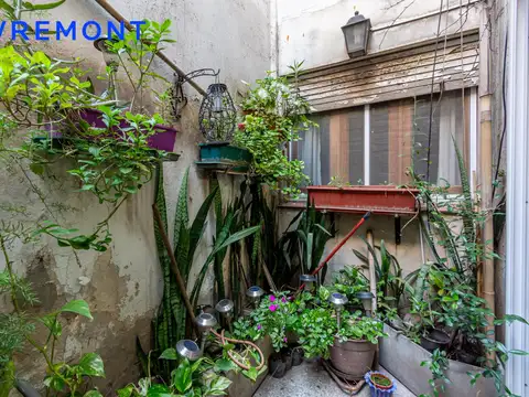 Depto Tipo Casa en Venta 70 años