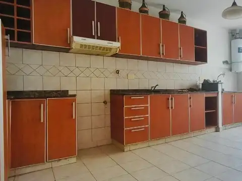 Casa en Alquiler de 3 dormitorios