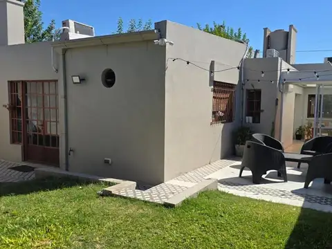 Casa 3 ambientes con 2 baños
