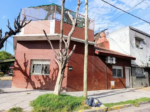 OPORTUNIDAD VENTA CASA 3 AMBIENTES VILLA CELINA!