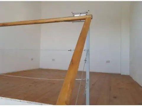 Complejo De 4 Duplex Con Buena Ubicación. Ideal Para Renta