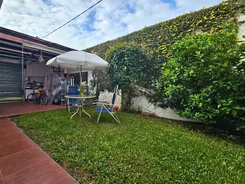 Casa 2 Dorm. con Jardín y Cochera – Tiro Suizo, Rosario
