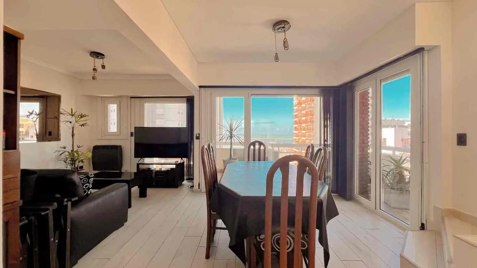 VENTA DEPTO DUPLEX 4 AMB VISTA AL MAR PLAYA GRANDE