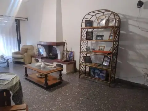 Calle 117 Pichincha 4400