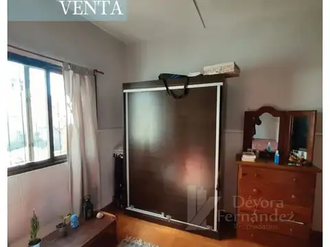 Casa 4 ambientes con 1 baño